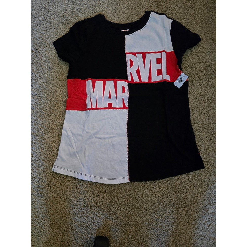Disney Parks Marvel Colorblock T-Shirt Youth L Black White Red Graphic Tee NWT